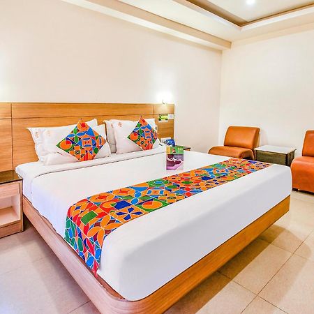 Fabhotel Prime Royal Castle - Nr Coimbatore North Railway Station ภายนอก รูปภาพ