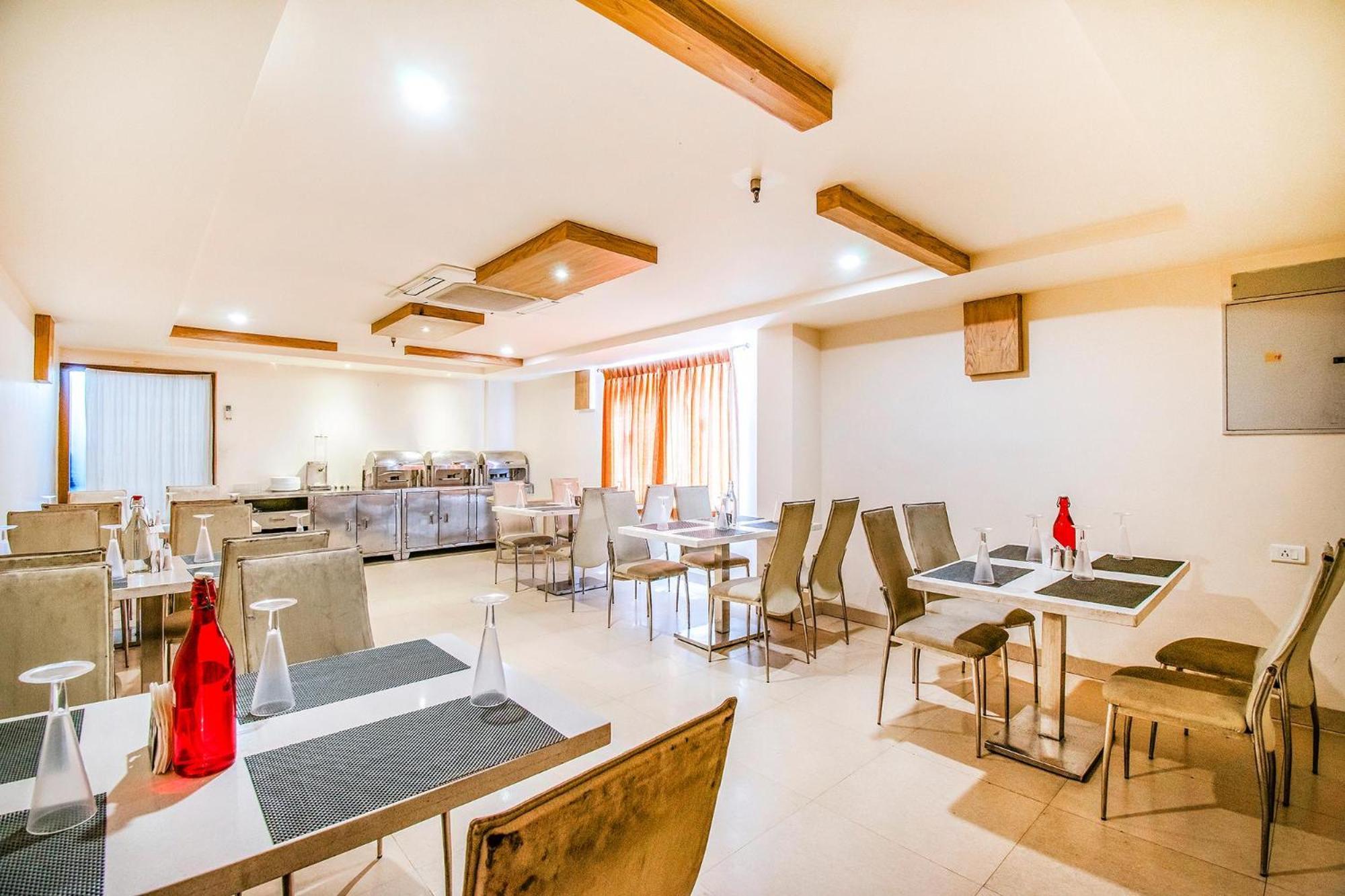 Fabhotel Prime Royal Castle - Nr Coimbatore North Railway Station ภายนอก รูปภาพ