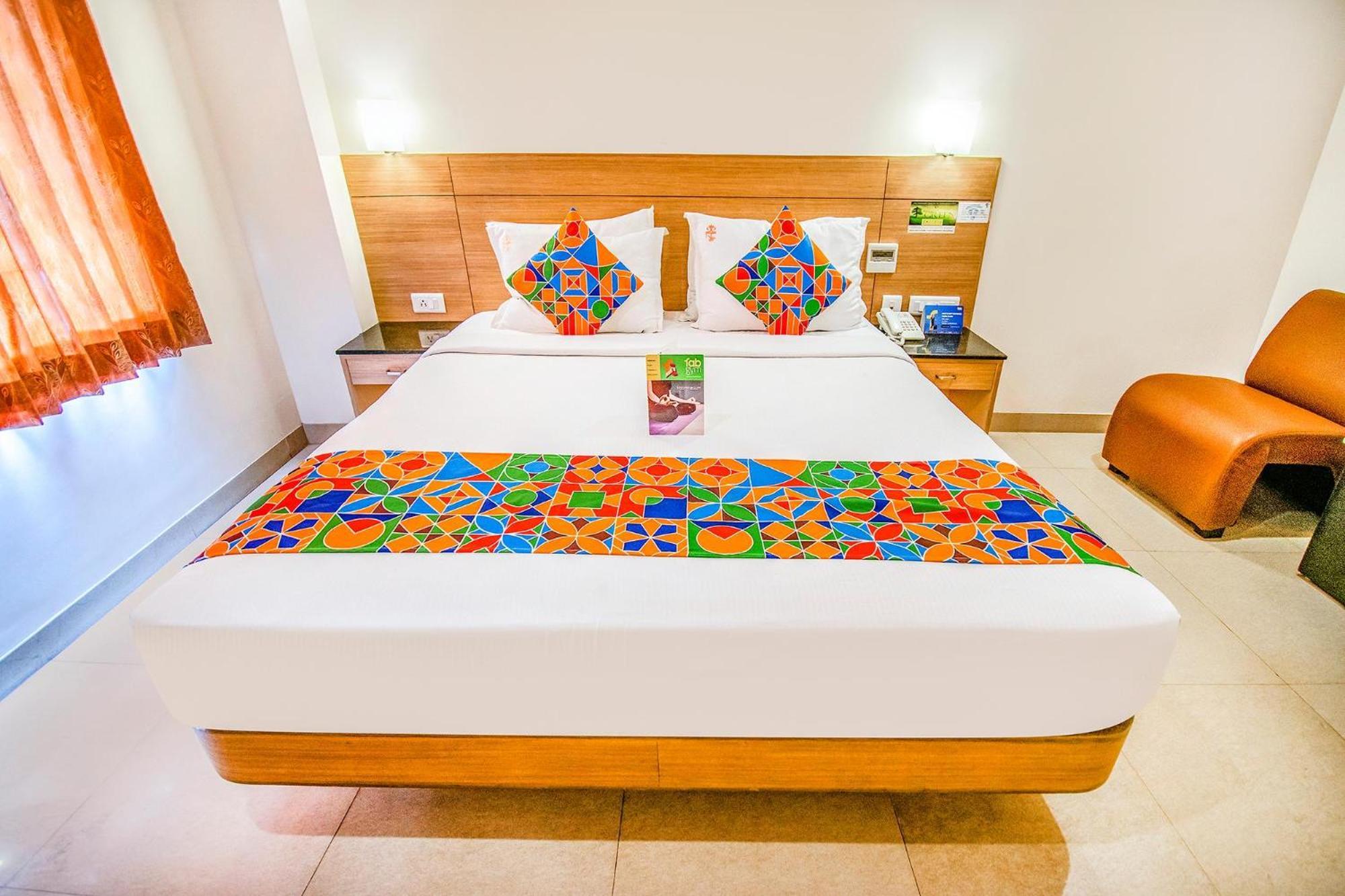 Fabhotel Prime Royal Castle - Nr Coimbatore North Railway Station ภายนอก รูปภาพ